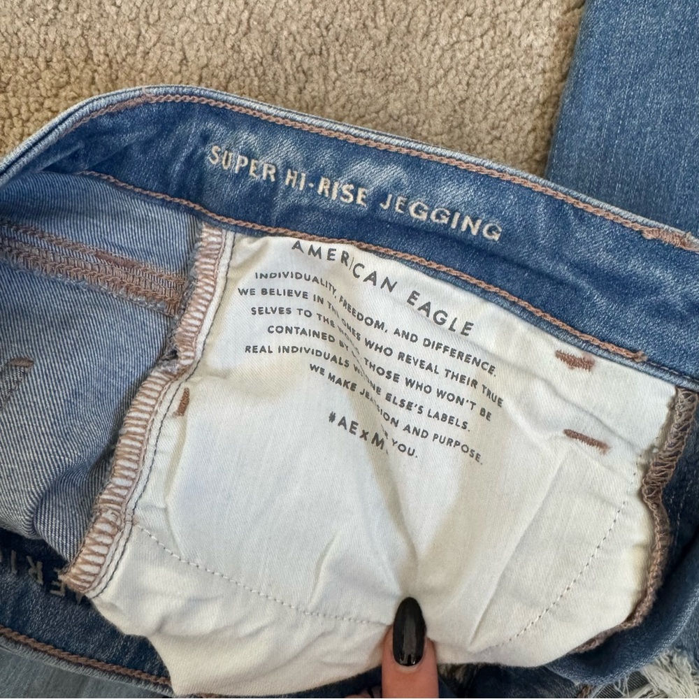 American Eagle Super High-Rise Jegging - Picture 5 of 6